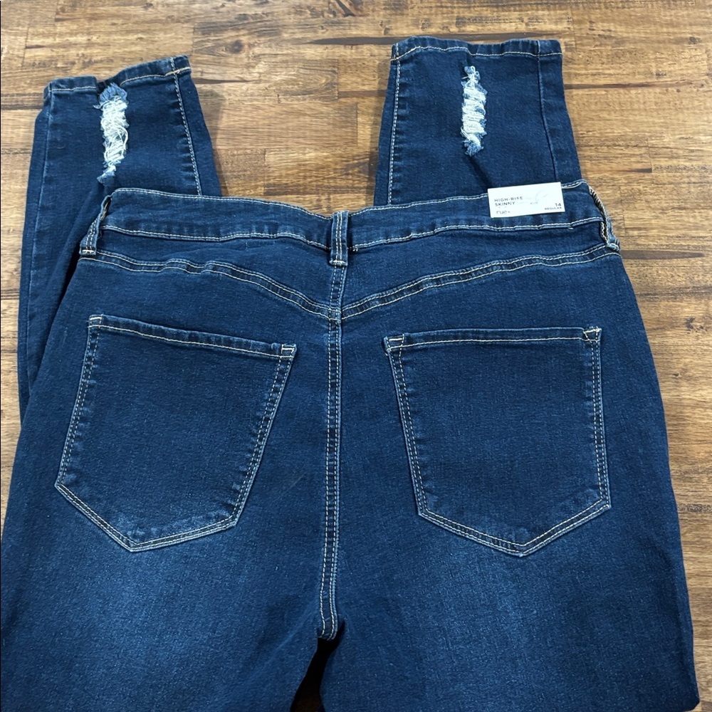 NWT Rue21 jeans - Picture 4 of 4